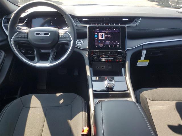 new 2025 Jeep Grand Cherokee car, priced at $37,067