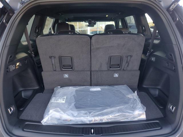 new 2025 Jeep Grand Cherokee L car, priced at $39,485