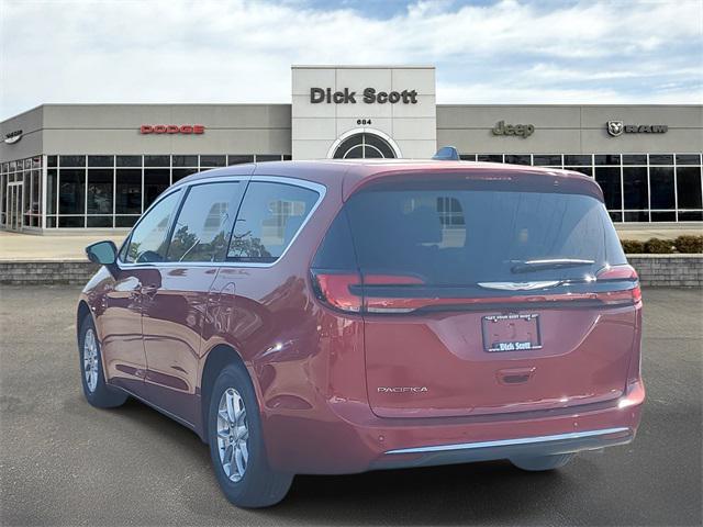 new 2026 Chrysler Pacifica car, priced at $39,129