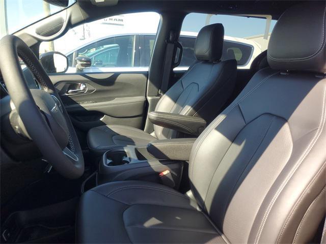 new 2026 Chrysler Pacifica car, priced at $39,129