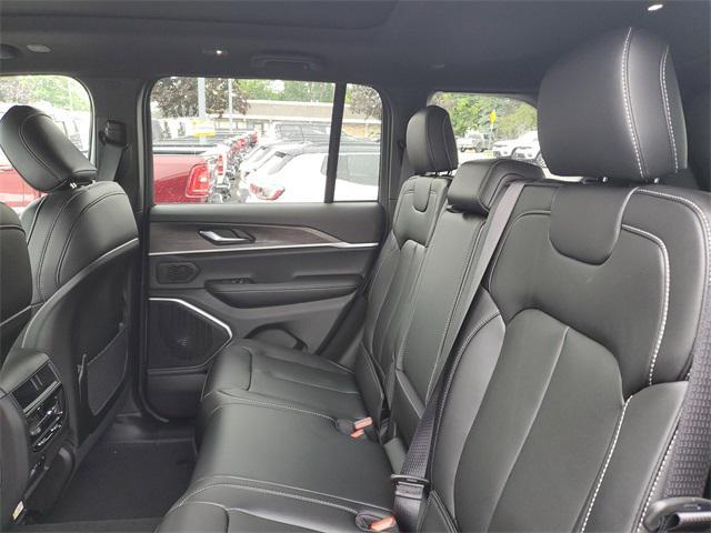 new 2025 Jeep Grand Cherokee car, priced at $47,353