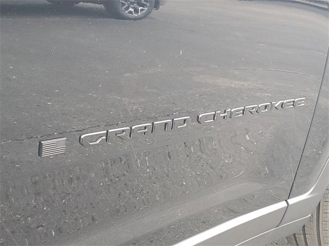 new 2025 Jeep Grand Cherokee car, priced at $47,353