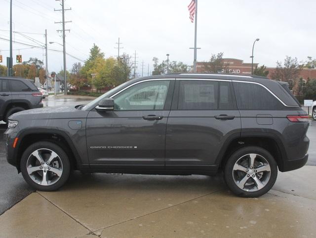 new 2024 Jeep Grand Cherokee 4xe car, priced at $57,902