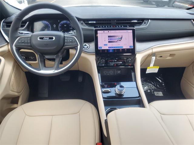 new 2025 Jeep Grand Cherokee car, priced at $43,091