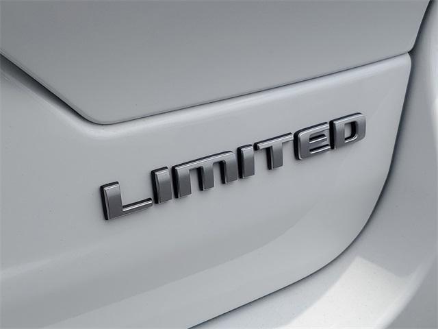 new 2025 Jeep Grand Cherokee car, priced at $43,091