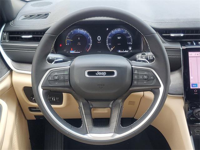 new 2025 Jeep Grand Cherokee car, priced at $43,091