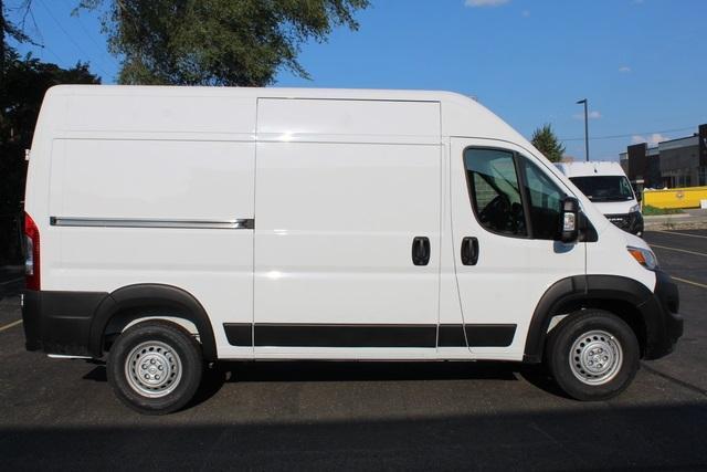 new 2024 Ram ProMaster 2500 car, priced at $46,120