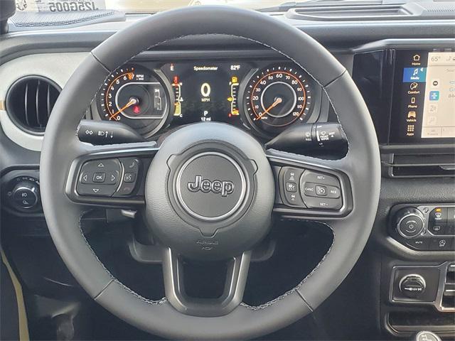 new 2025 Jeep Gladiator car, priced at $44,878