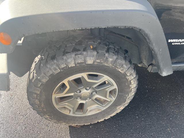 used 2015 Jeep Wrangler Unlimited car, priced at $20,250