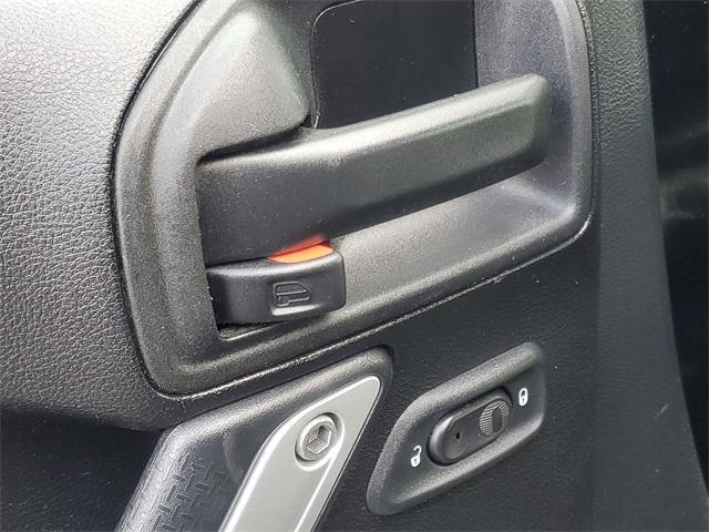 used 2015 Jeep Wrangler Unlimited car, priced at $18,600