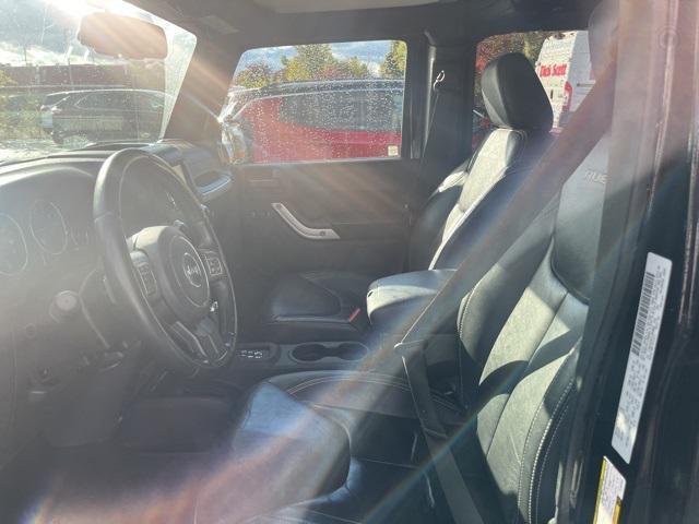 used 2015 Jeep Wrangler Unlimited car, priced at $20,250