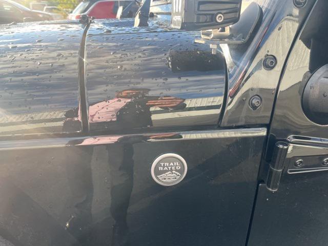 used 2015 Jeep Wrangler Unlimited car, priced at $20,250