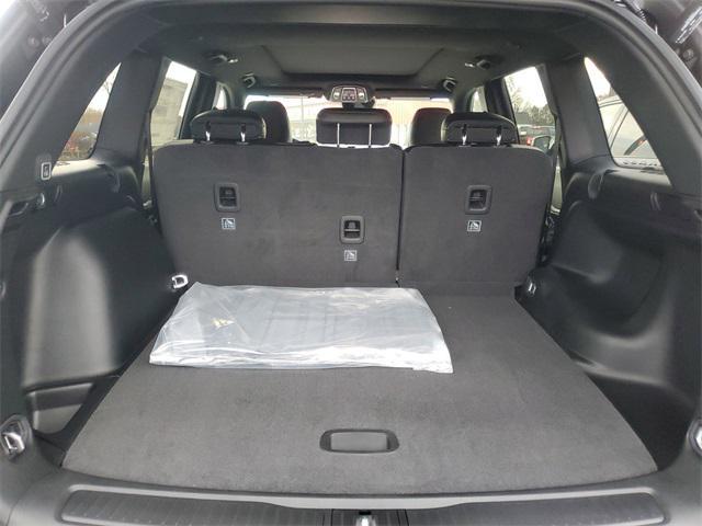 new 2025 Jeep Grand Cherokee car, priced at $44,308