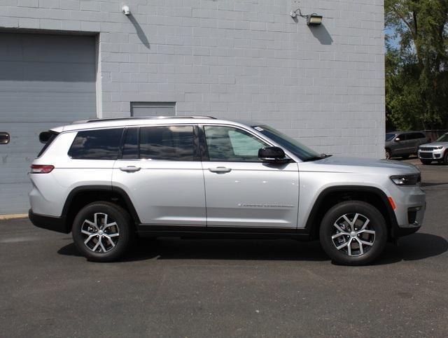 new 2024 Jeep Grand Cherokee L car, priced at $44,071