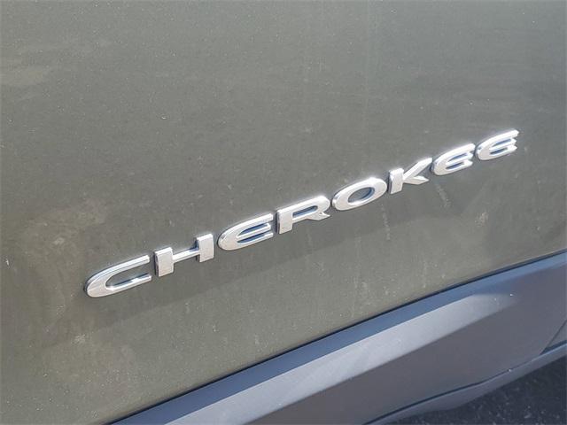 used 2020 Jeep Cherokee car, priced at $16,600