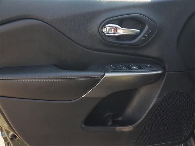 used 2020 Jeep Cherokee car, priced at $16,600