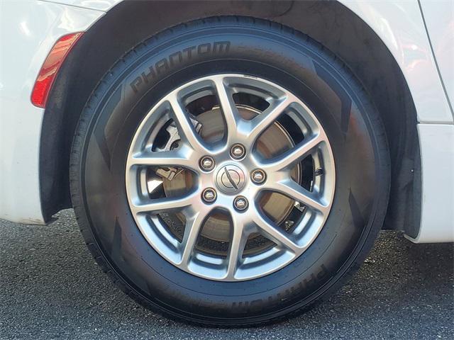 used 2021 Chrysler Pacifica car, priced at $21,500