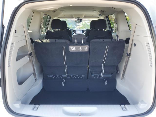 used 2021 Chrysler Pacifica car, priced at $21,500