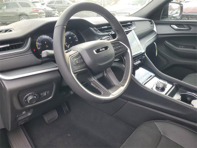 new 2025 Jeep Grand Cherokee L car, priced at $38,975