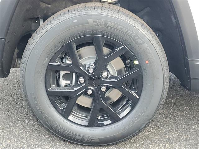 new 2025 Jeep Grand Cherokee L car, priced at $38,975