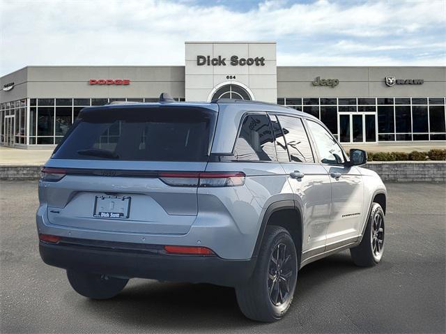 new 2025 Jeep Grand Cherokee car, priced at $41,004