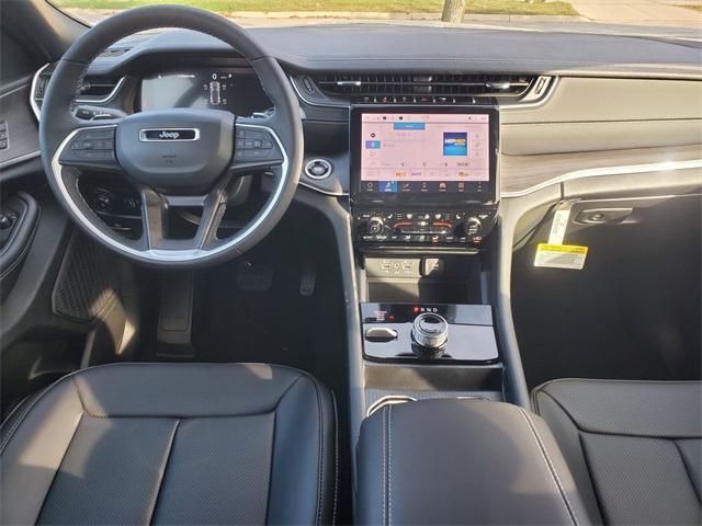 new 2025 Jeep Grand Cherokee car, priced at $47,455
