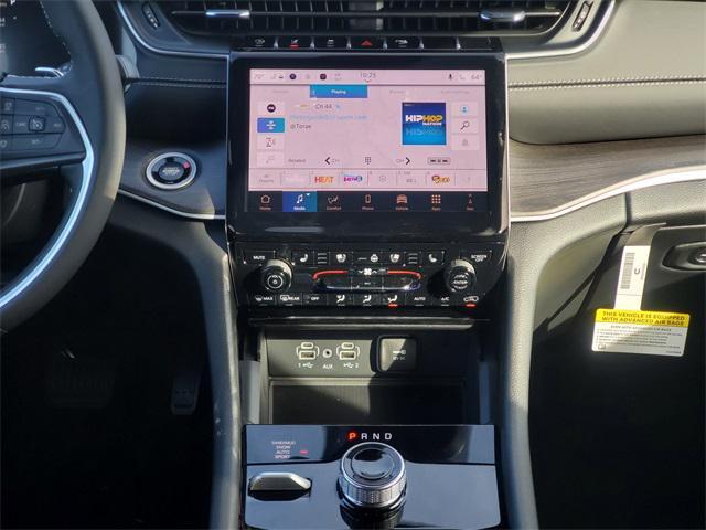 new 2025 Jeep Grand Cherokee car, priced at $47,455