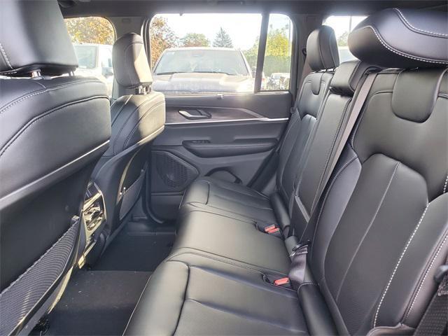 new 2025 Jeep Grand Cherokee car, priced at $47,455