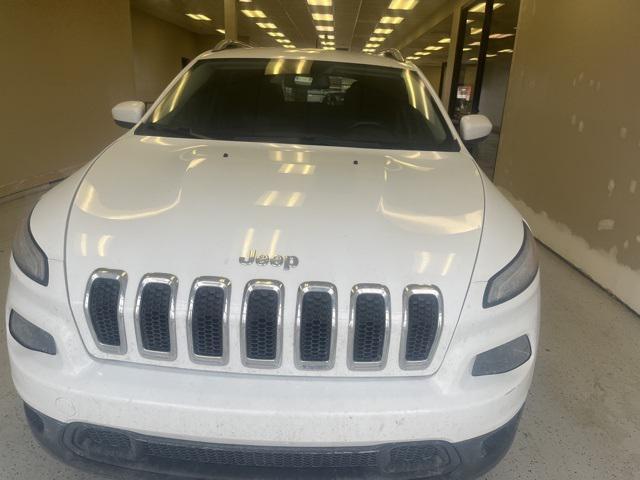 used 2014 Jeep Cherokee car, priced at $8,900