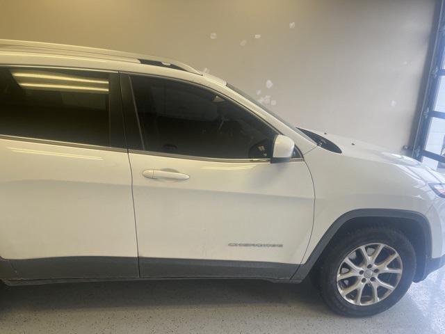 used 2014 Jeep Cherokee car, priced at $8,900