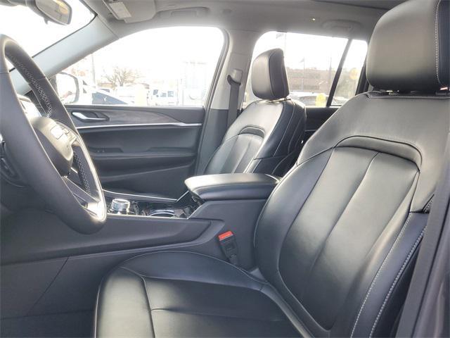 used 2023 Jeep Grand Cherokee car, priced at $32,500