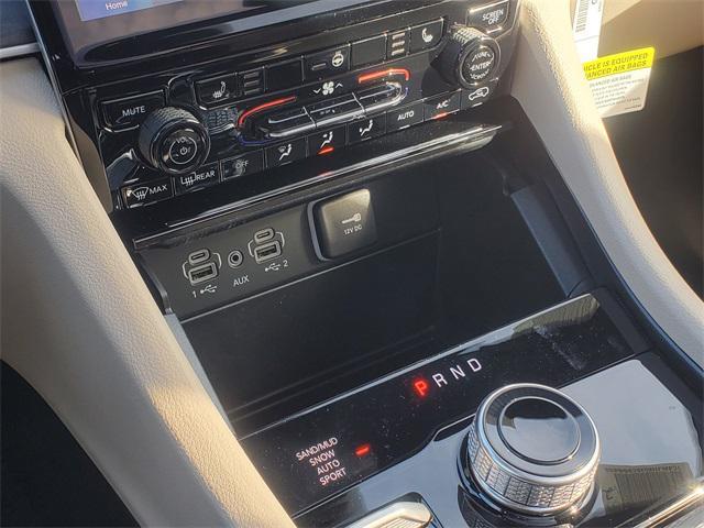 new 2025 Jeep Grand Cherokee car, priced at $40,614