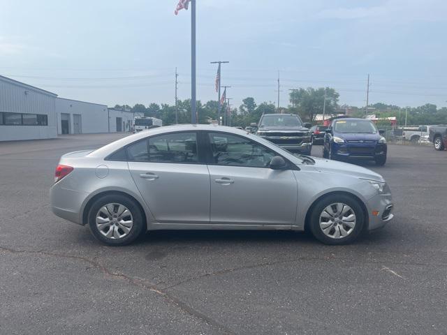 used 2016 Chevrolet Cruze Limited car, priced at $8,000
