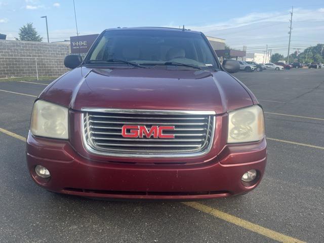 used 2009 GMC Envoy car, priced at $5,000