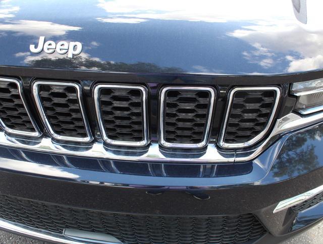 new 2024 Jeep Grand Cherokee car, priced at $47,122