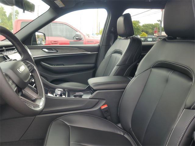new 2025 Jeep Grand Cherokee L car, priced at $44,321