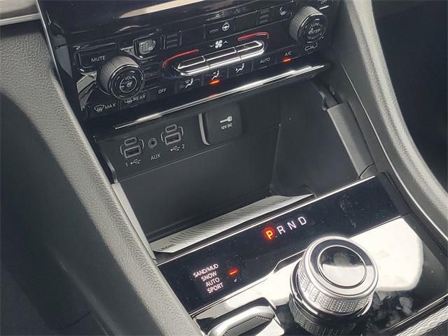 new 2025 Jeep Grand Cherokee L car, priced at $44,321
