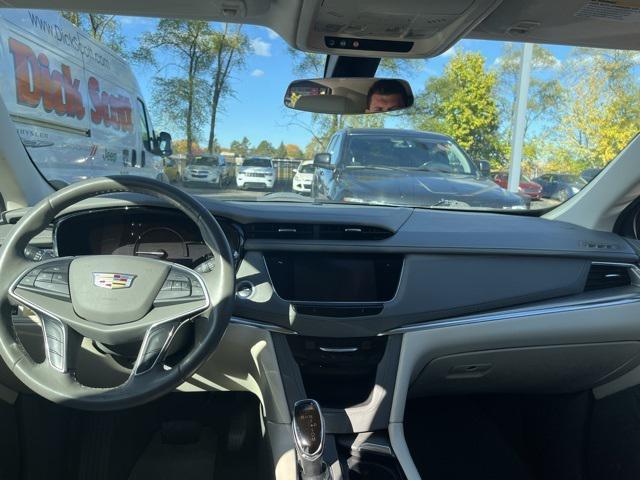 used 2017 Cadillac XT5 car, priced at $18,250