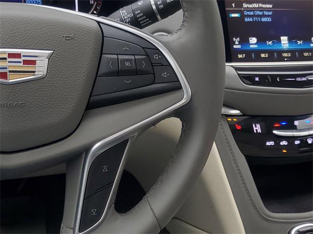 used 2017 Cadillac XT5 car, priced at $16,500