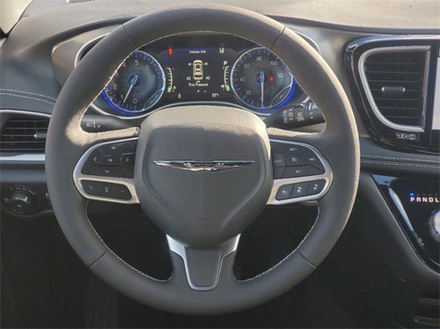new 2026 Chrysler Pacifica car, priced at $43,665