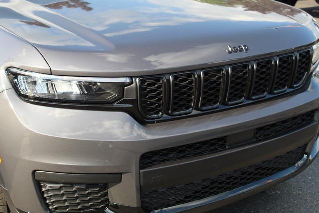 new 2024 Jeep Grand Cherokee L car, priced at $45,365