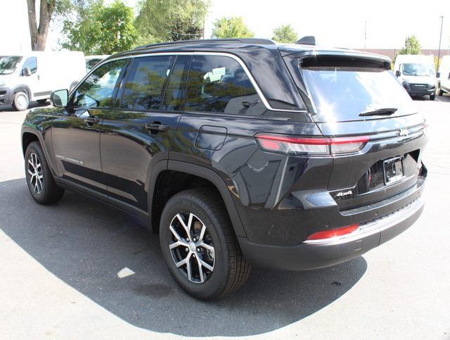 new 2024 Jeep Grand Cherokee car, priced at $42,209