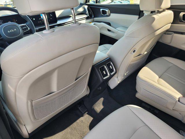 new 2025 Kia Sorento car, priced at $45,705