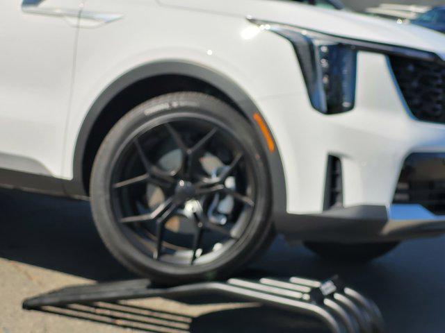 new 2025 Kia Sorento car, priced at $45,705