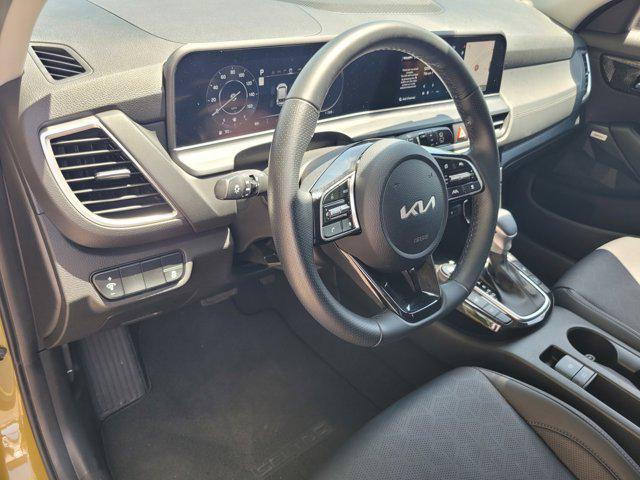 used 2024 Kia Seltos car, priced at $26,999