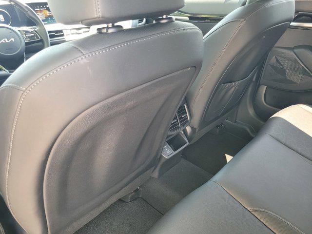 used 2024 Kia Seltos car, priced at $26,999