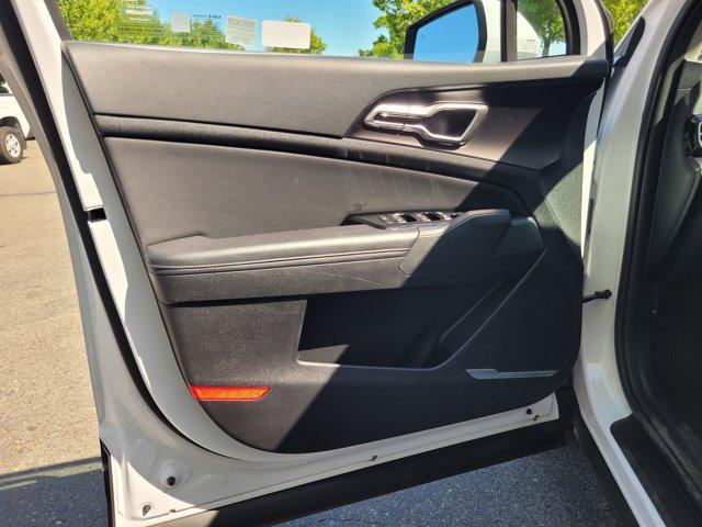 used 2024 Kia Sportage car, priced at $30,999