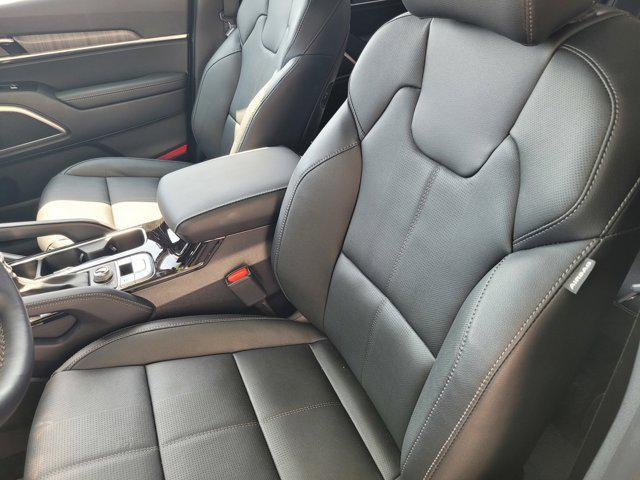 new 2025 Kia Telluride car, priced at $49,995