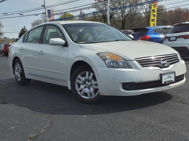 used 2009 Nissan Altima car, priced at $4,570