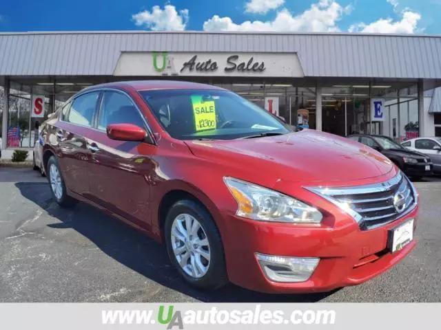 used 2014 Nissan Altima car, priced at $11,900